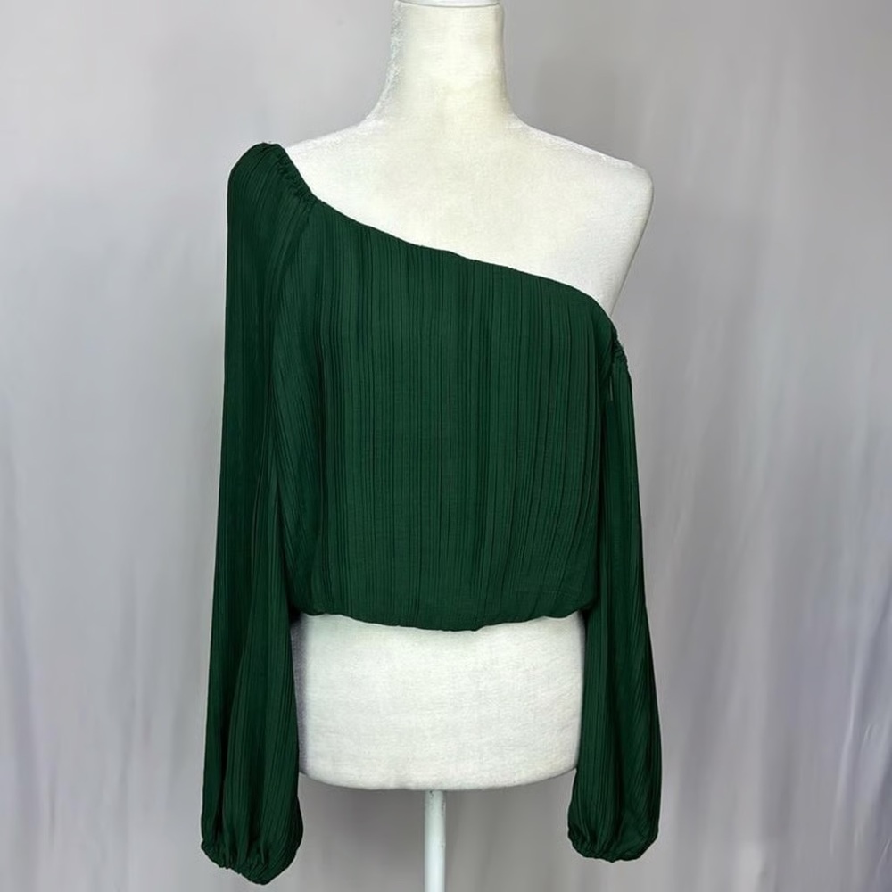 ASTR Off Shoulder Women's Top